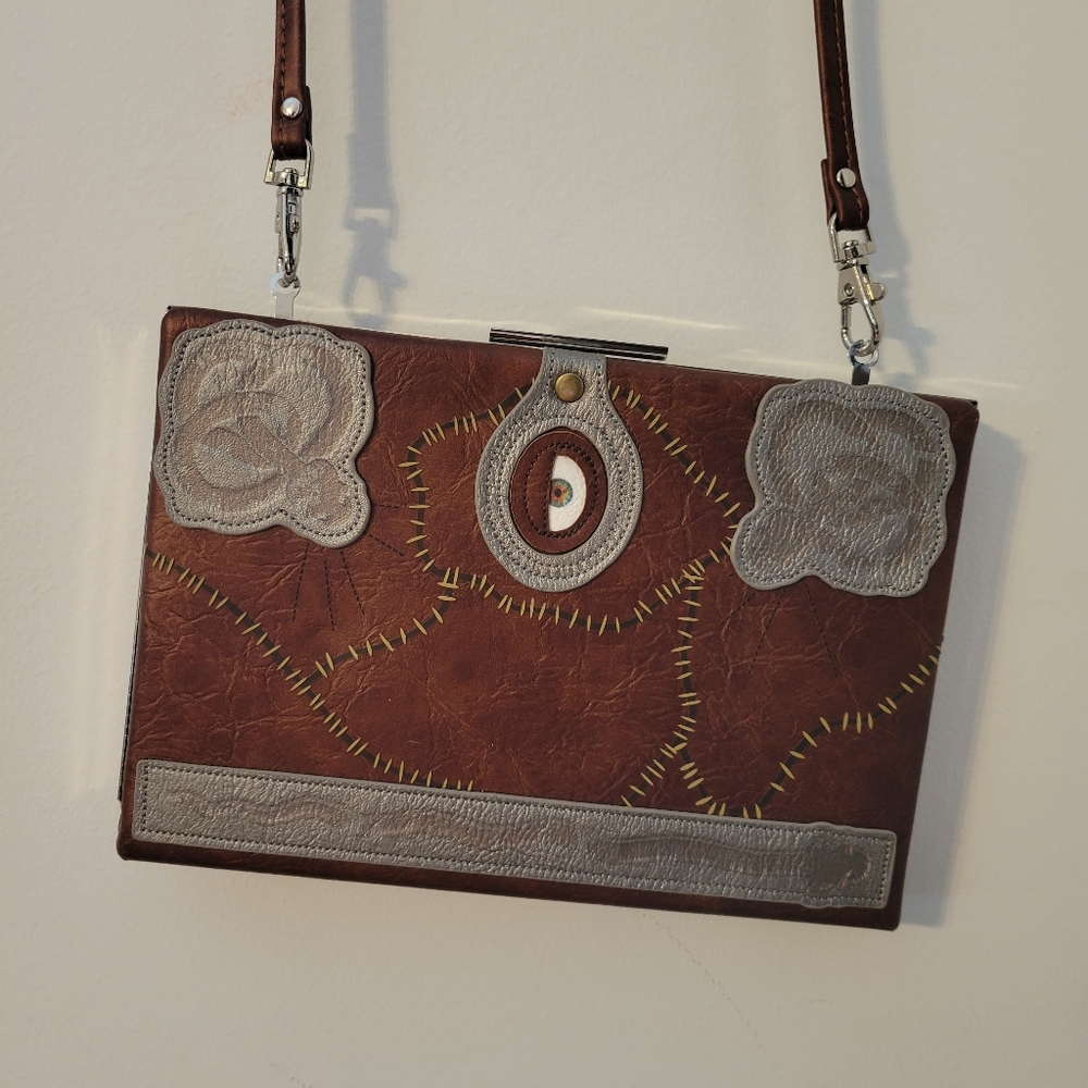 Loungefly Hocus Pocus Spellbook Clutch Purse